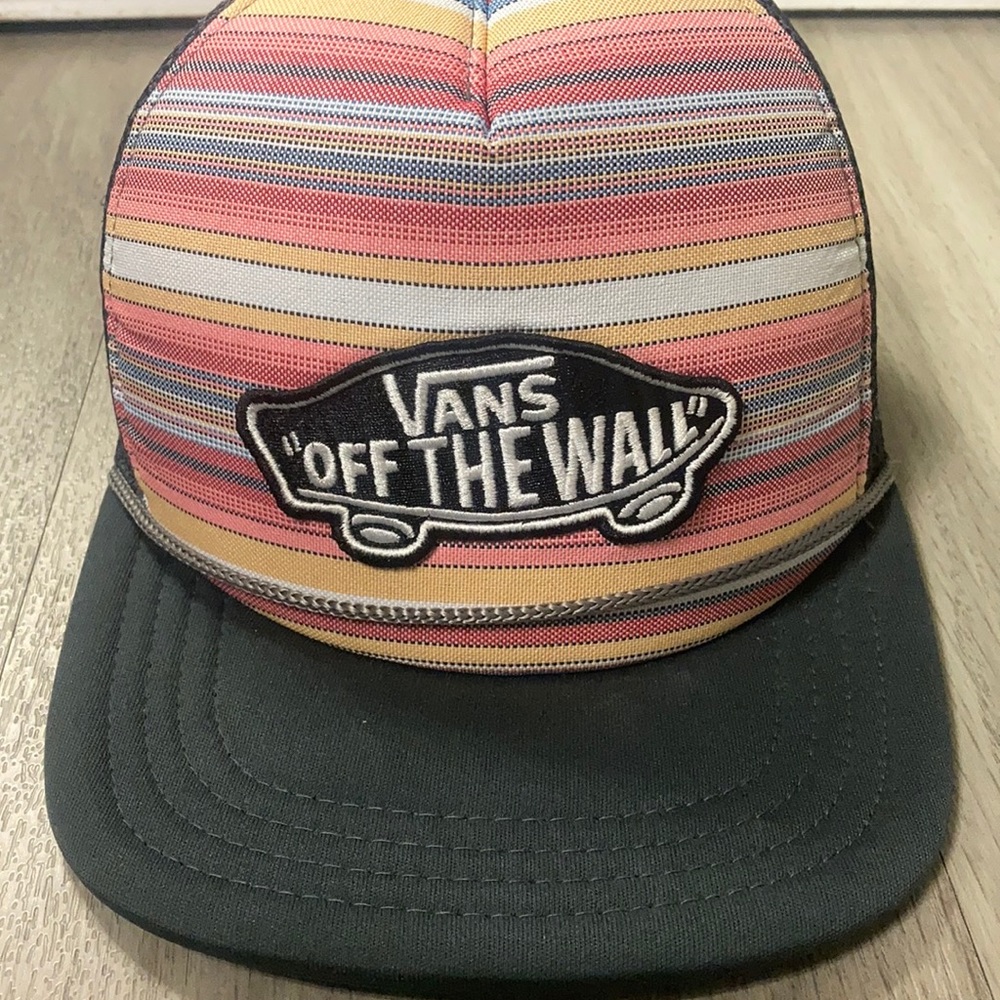New - VANS “Off the Wall” Hat
